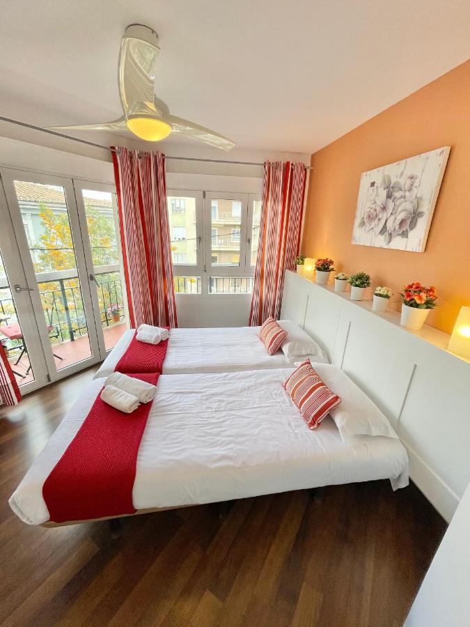 Apartamentos Sevilla Valencia Ngoại thất bức ảnh
